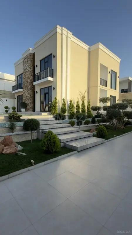 Satılır 5 otaqlı həyət evi 350 m²
