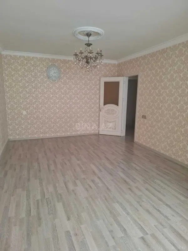Satılır 4 otaqlı mənzil 90 m²