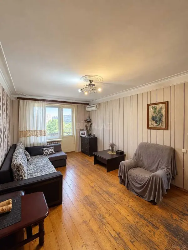 Satılır 2 otaqlı mənzil 55 m²