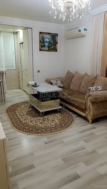 Kirayə verilir 2 otaqlı mənzil 45 m²