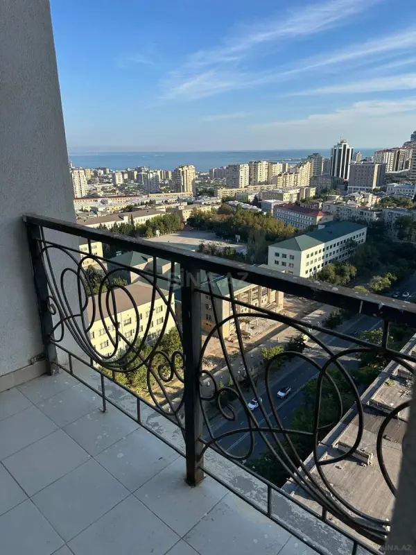 Kirayə verilir 2 otaqlı mənzil 100 m²