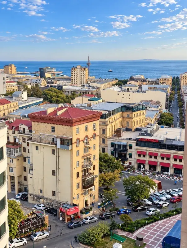 Satılır 3 otaqlı mənzil 140 m²