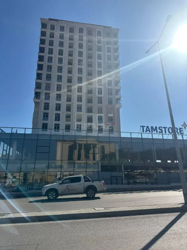 Satılır 2 otaqlı mənzil 104 m²