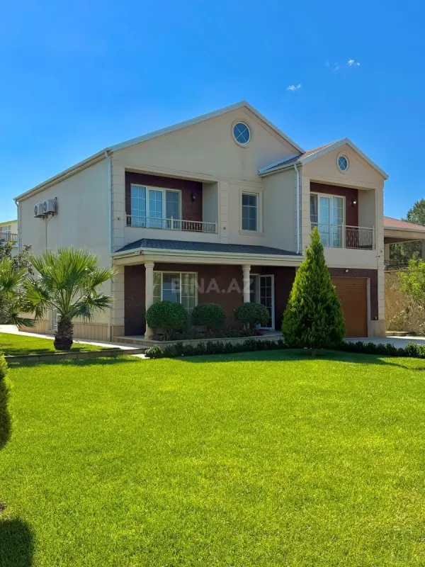 Satılır 6 otaqlı həyət evi 300 m²