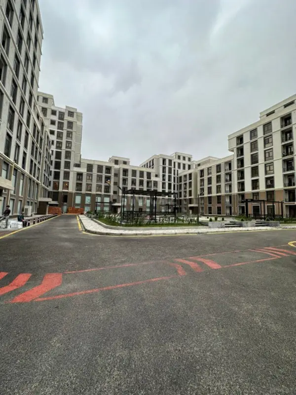 Satılır 3 otaqlı mənzil 117 m²