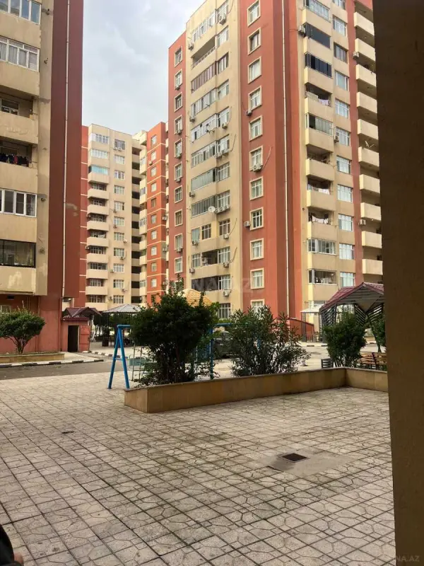 Kirayə verilir 2 otaqlı mənzil 53 m²