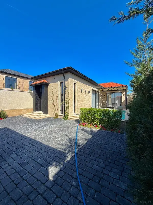 Satılır 3 otaqlı həyət evi 100 m²