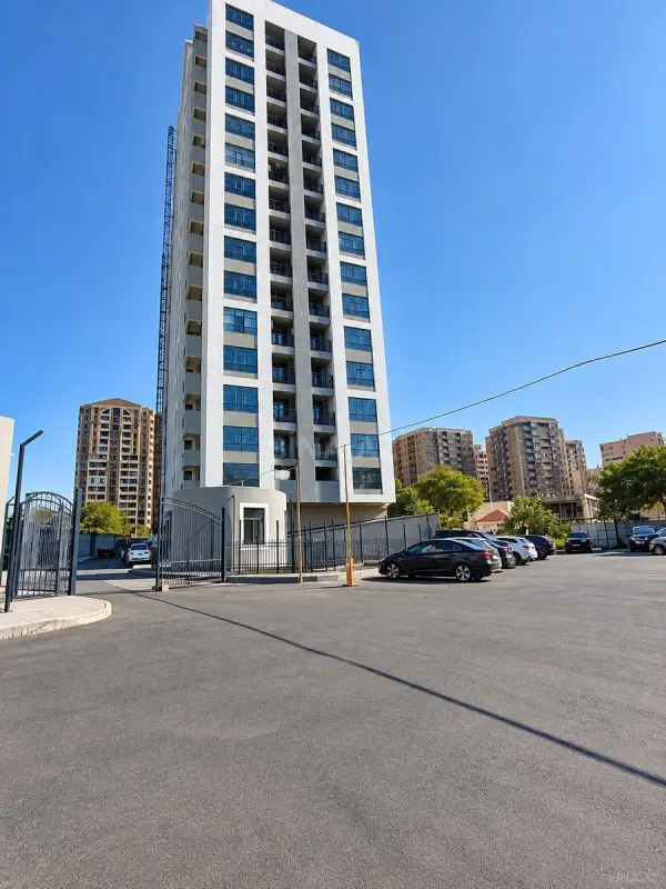 Kirayə verilir 3 otaqlı mənzil 117 m²