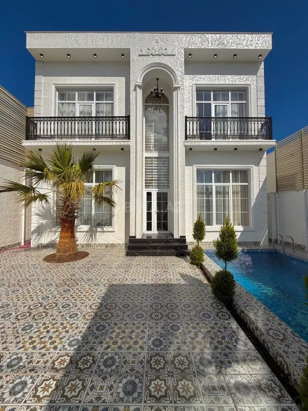 Satılır 4 otaqlı həyət evi 200 m²