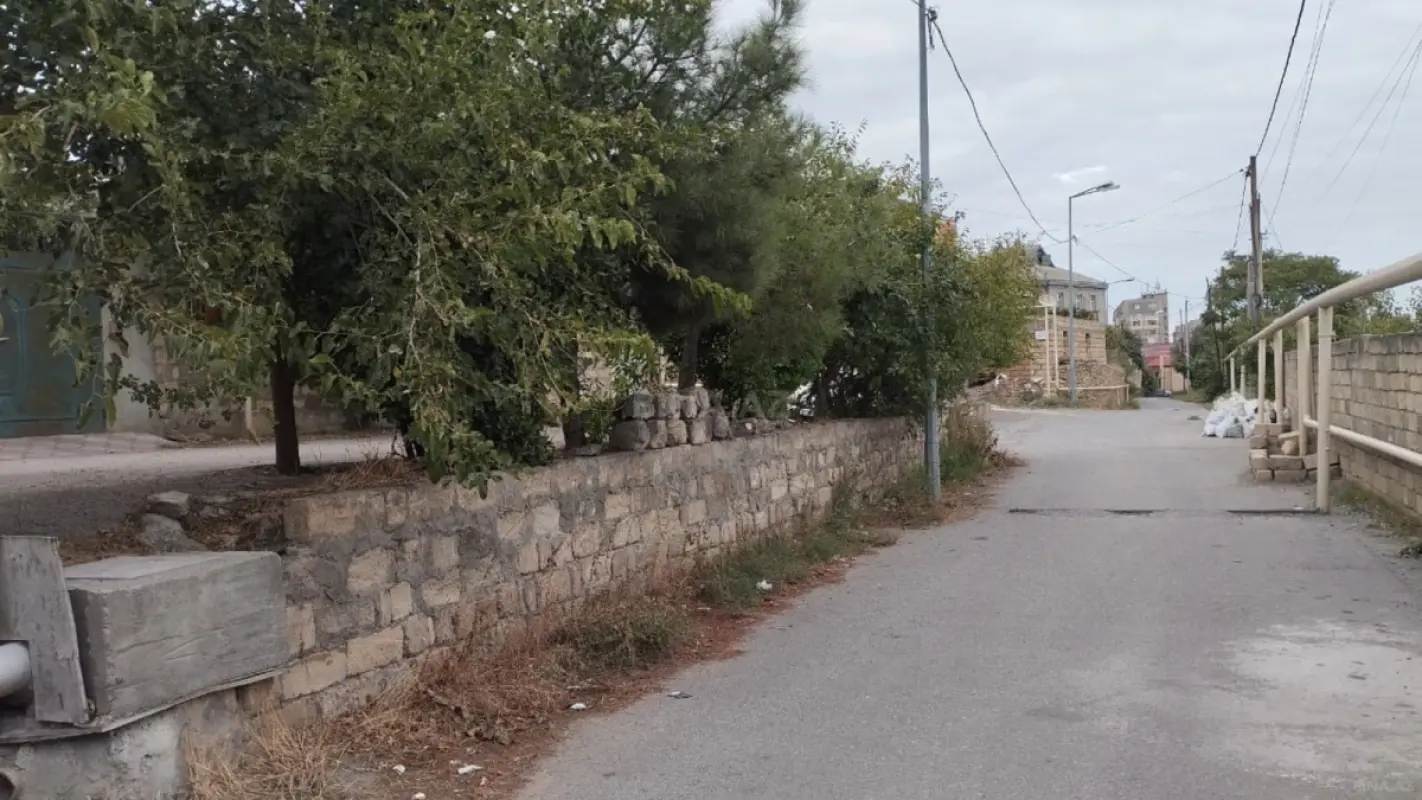 Satılır torpaq sahəsi 4 m²