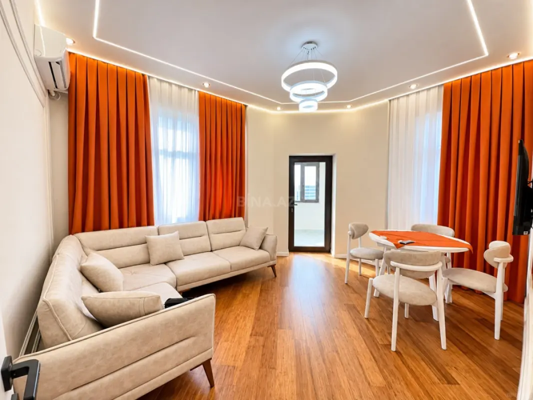 Satılır 2 otaqlı mənzil 75 m²