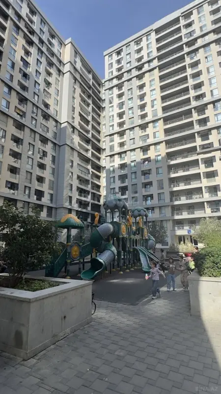Kirayə verilir 3 otaqlı mənzil 110 m²