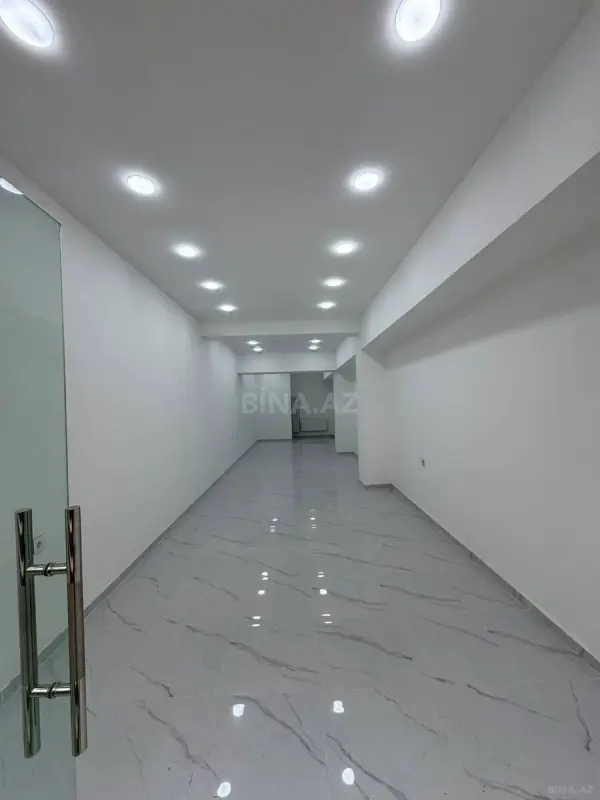 Satılır obyekt 210 m²