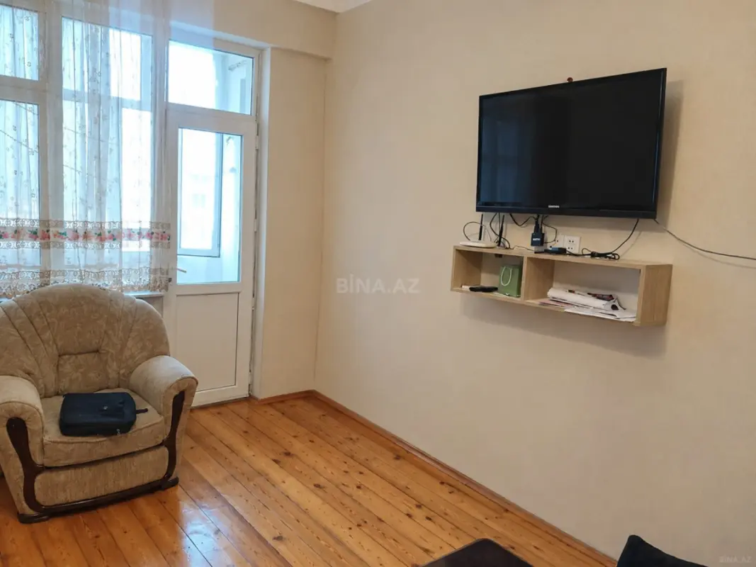 Satılır 2 otaqlı mənzil 52 m²