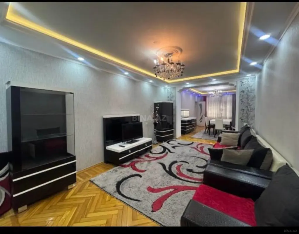 Satılır 3 otaqlı mənzil 100 m²