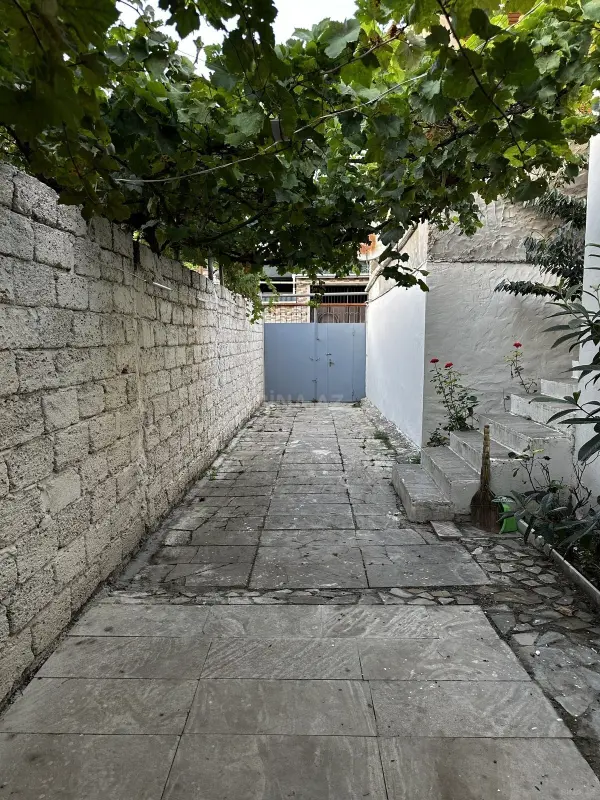 Satılır 4 otaqlı həyət evi 96 m²