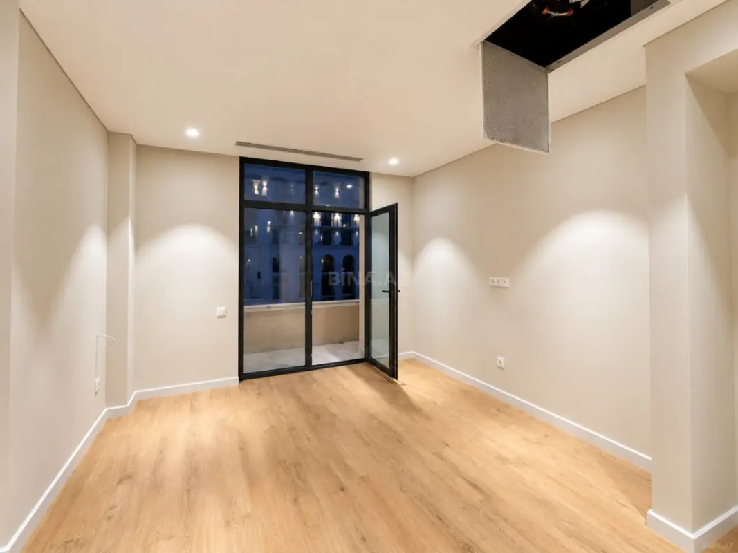 Satılır 3 otaqlı mənzil 125 m²