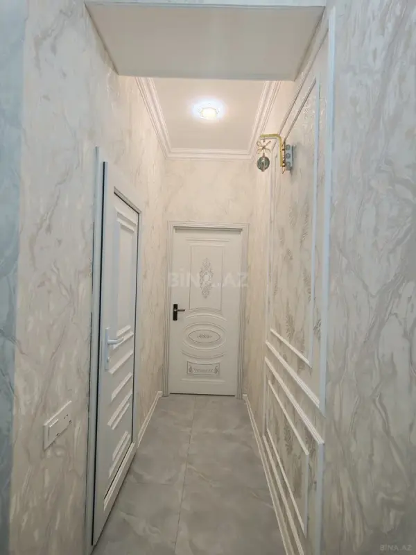 Satılır 2 otaqlı mənzil 61 m²