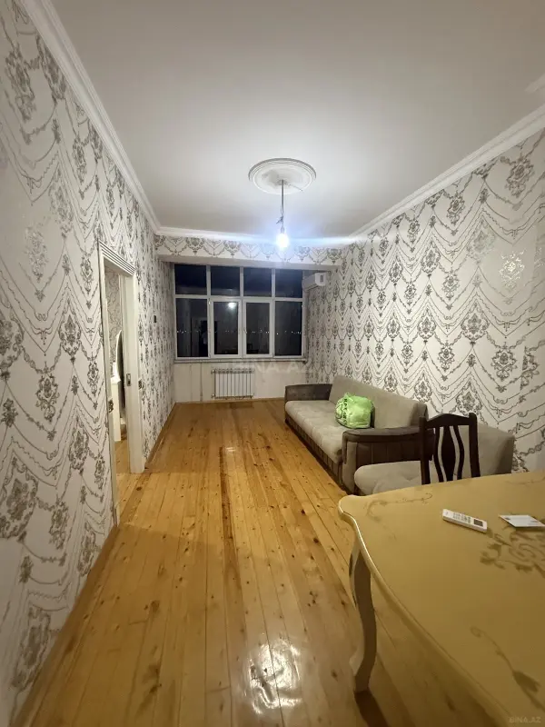 Kirayə verilir 2 otaqlı mənzil 53 m²