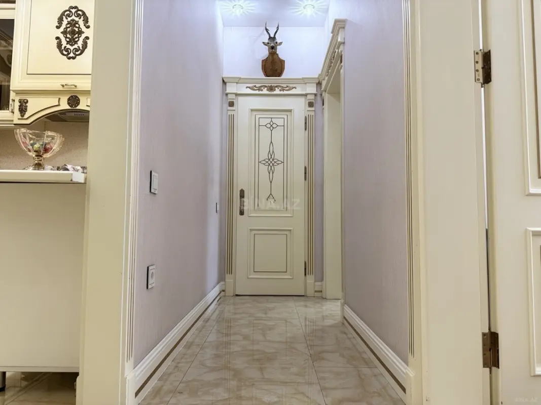 Satılır 4 otaqlı mənzil 92 m²