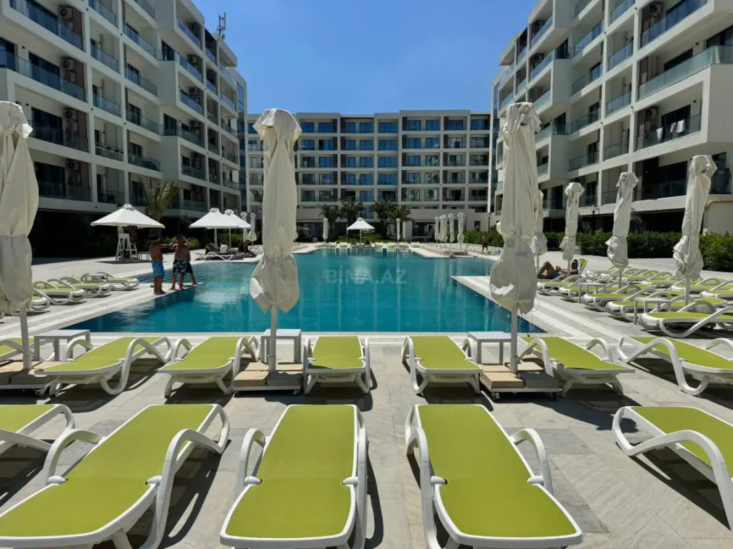 Satılır 3 otaqlı mənzil 139 m²