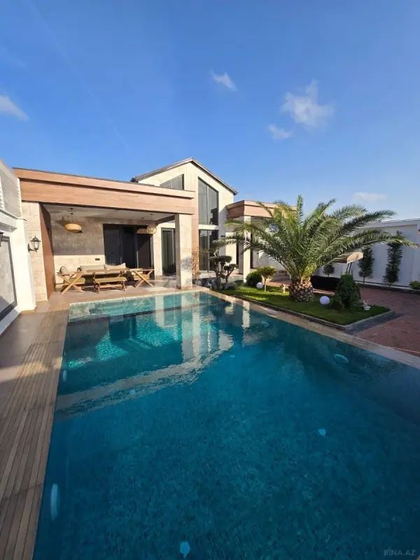 Satılır 5 otaqlı həyət evi 250 m²