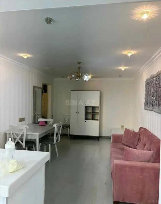 Kirayə verilir 2 otaqlı mənzil 45 m²