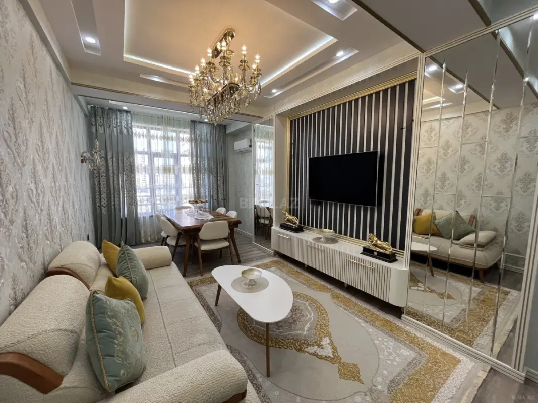 Satılır 3 otaqlı mənzil 128 m²