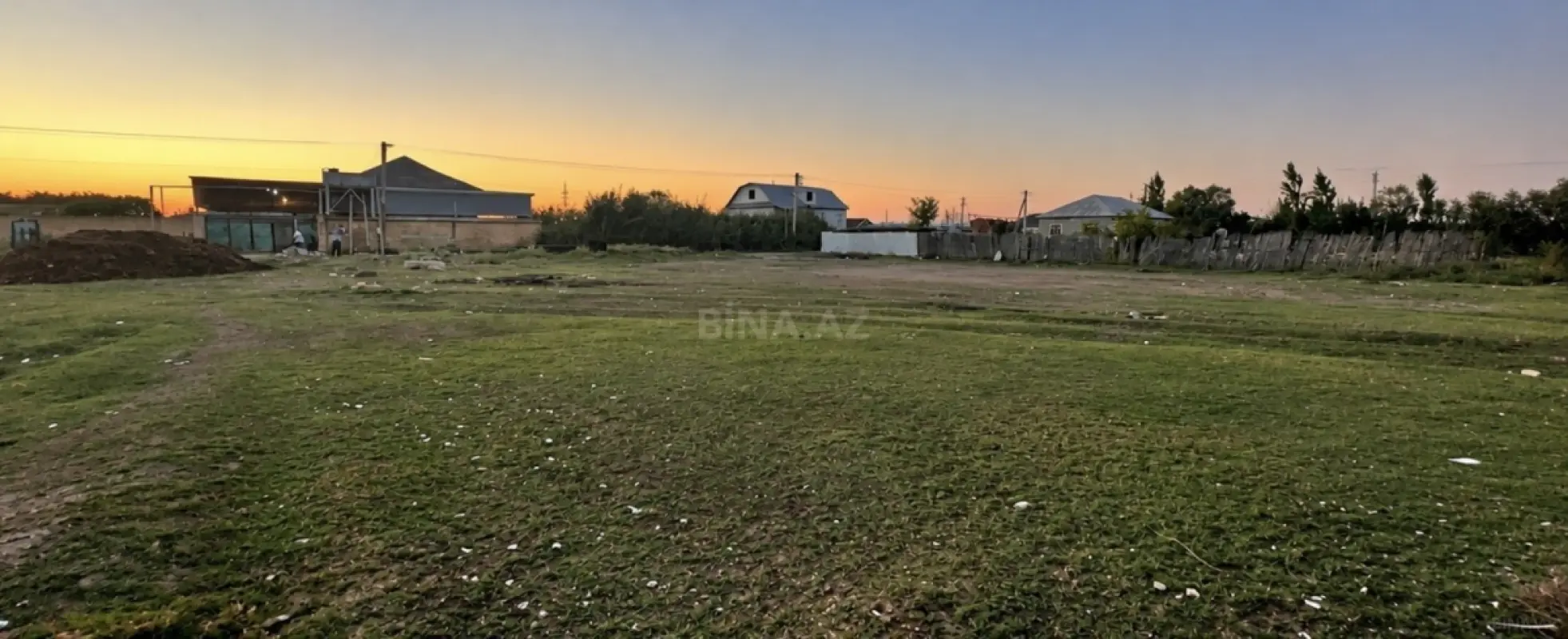 Satılır torpaq sahəsi 12 m²