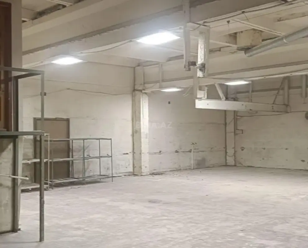 Kirayə verilir obyekt 230 m²