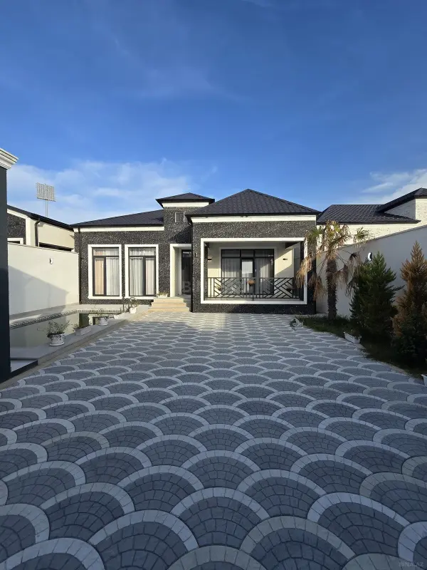 Satılır 4 otaqlı həyət evi 150 m²
