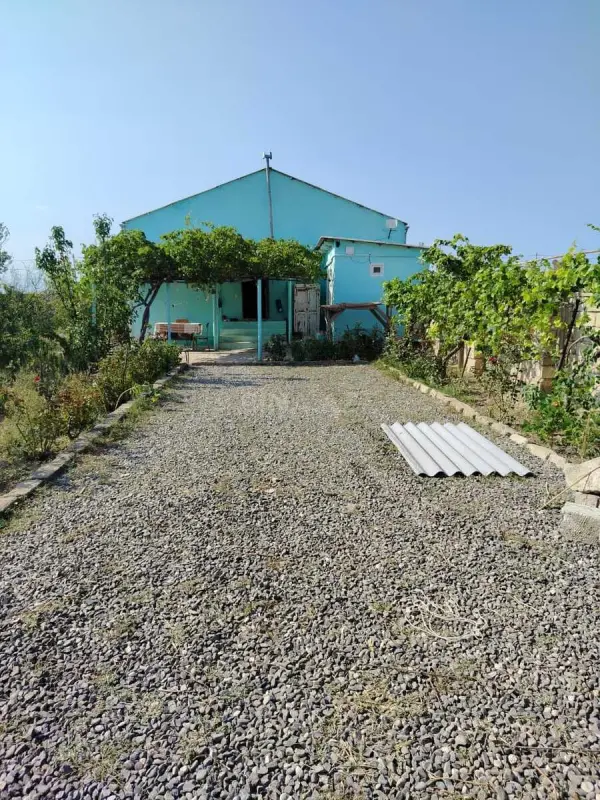 Satılır 3 otaqlı həyət evi 6 m²