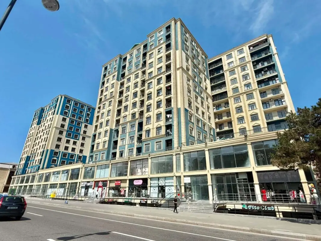 Satılır 3 otaqlı mənzil 98 m²