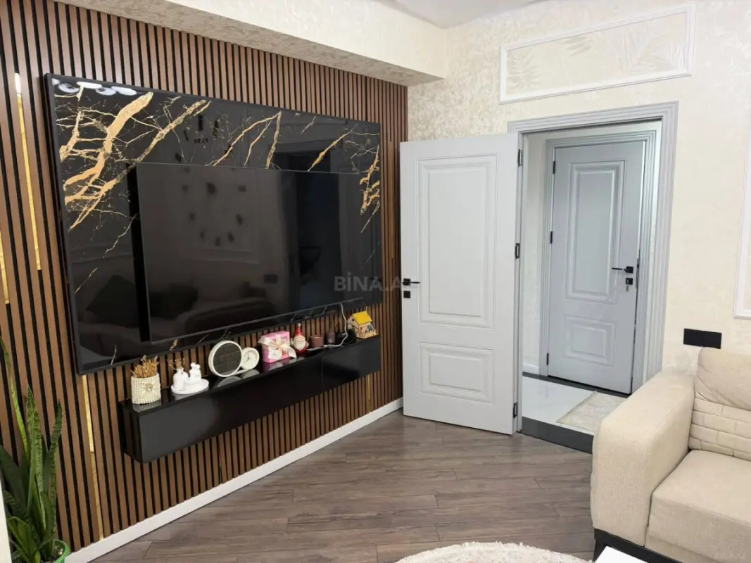 Satılır 3 otaqlı mənzil 96 m²