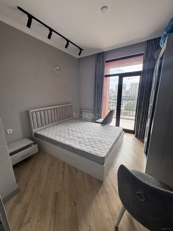 Kirayə verilir 2 otaqlı mənzil 64 m²