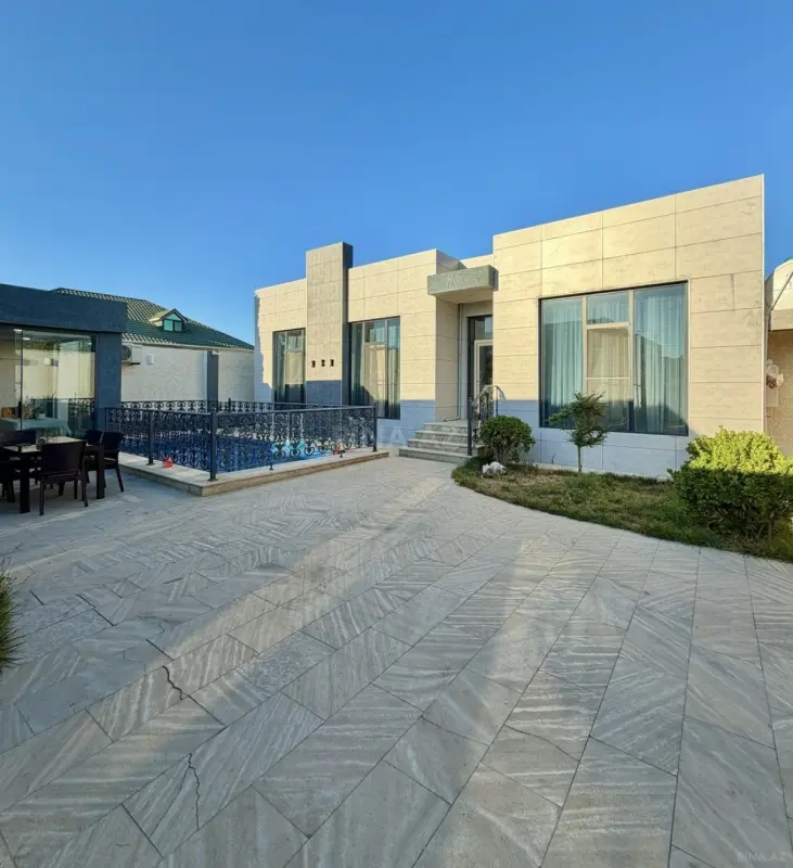 Satılır 4 otaqlı həyət evi 180 m²