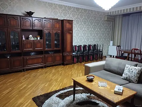 Kirayə verilir 3 otaqlı mənzil 180 m² — Bakı, Nizami 3 otaq 180.00 m²