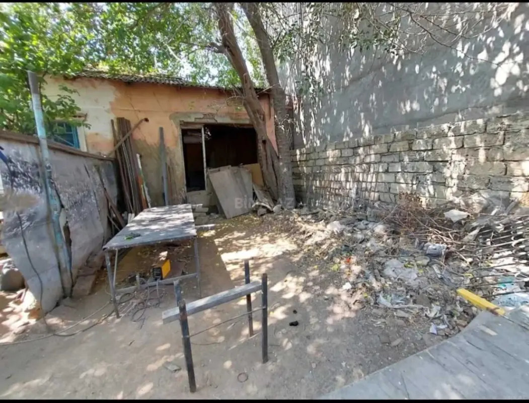 Satılır torpaq sahəsi 2 m²