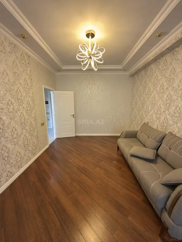 Kirayə verilir 2 otaqlı mənzil 55 m²