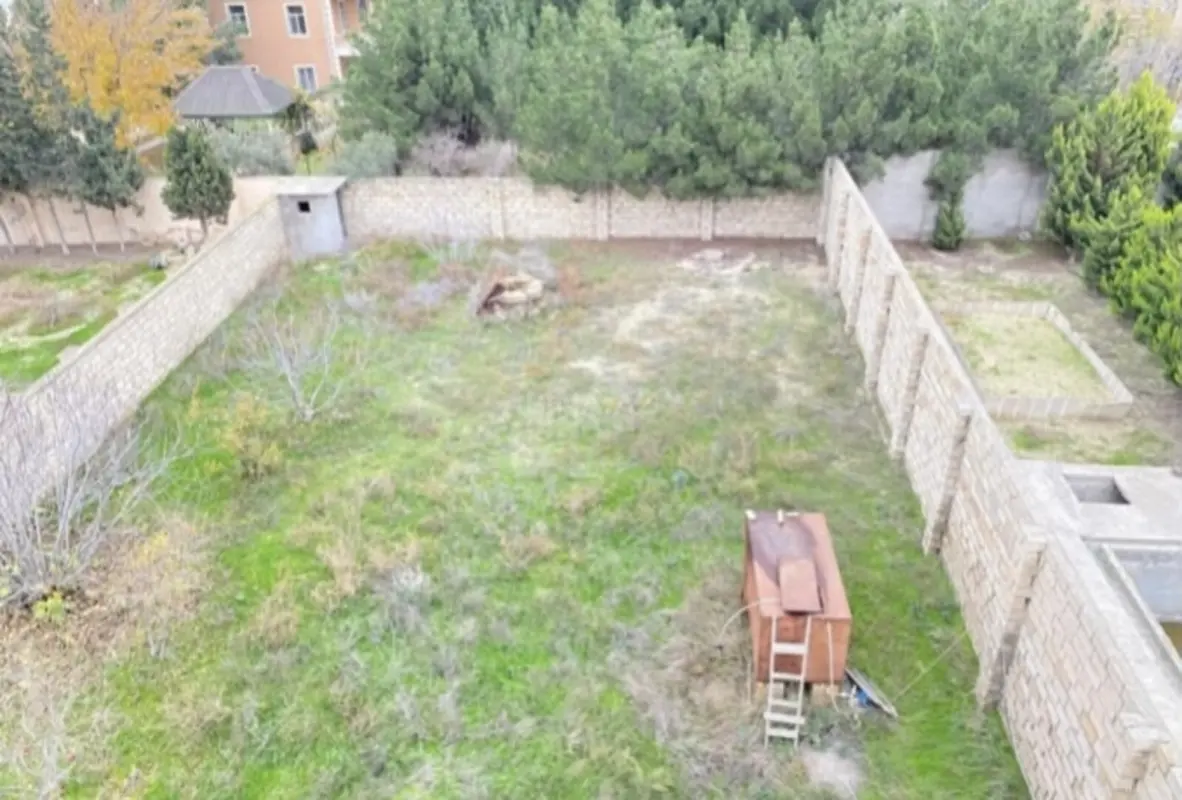 Satılır torpaq sahəsi 6 m²