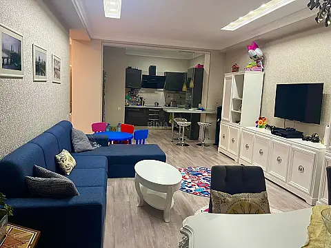 Kirayə verilir 3 otaqlı mənzil 125 m² — Bakı 3 otaq 125.00 m²