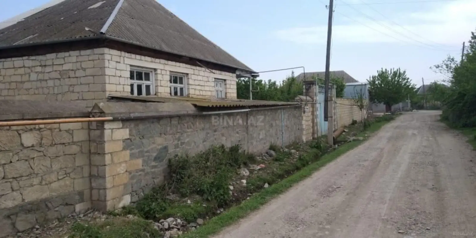 Satılır 2 otaqlı həyət evi 70 m²