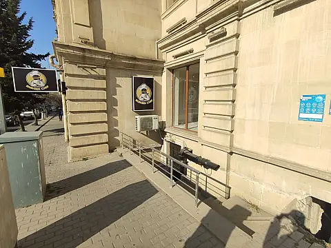 Kirayə verilir obyekt 90 m² — Bakı, Nəsimi 90.00 m²