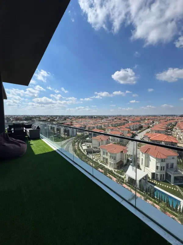 Satılır 2 otaqlı mənzil 120 m²