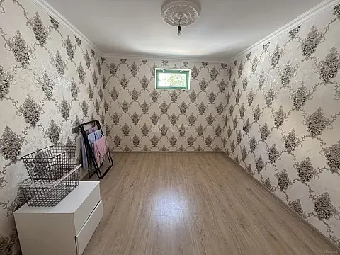 Satılır 2 otaqlı həyət evi 60 m² — Bakı, İnşaatçılar 2 otaq 60.00 m²