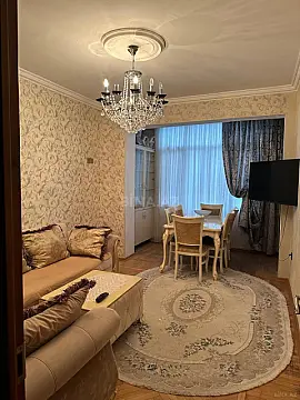 Kirayə verilir 2 otaqlı mənzil 65 m² — Bakı, 8-ci mikrorayon 2 otaq 65.00 m²