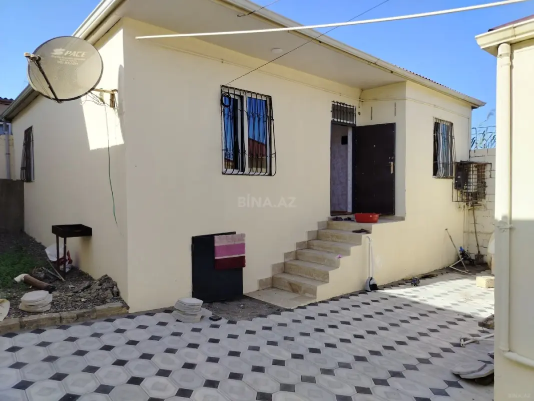 Satılır 3 otaqlı həyət evi 70 m²