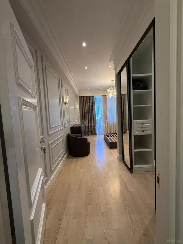 Satılır 3 otaqlı mənzil 150 m²