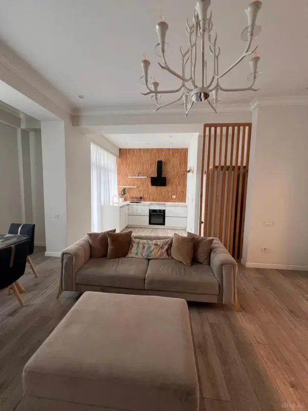 Kirayə verilir 3 otaqlı mənzil 96 m²