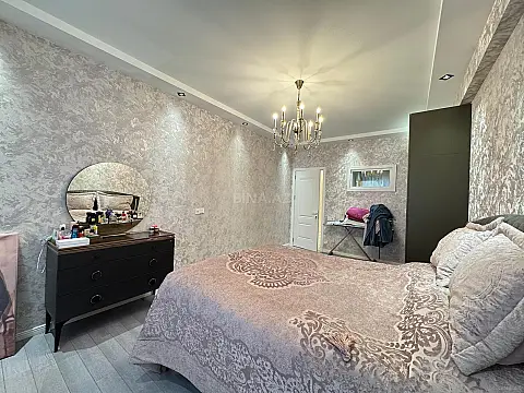 Satılır 3 otaqlı mənzil 110 m² — Bakı, Həzi Aslanov qəs. 3 otaq 110.00 m²